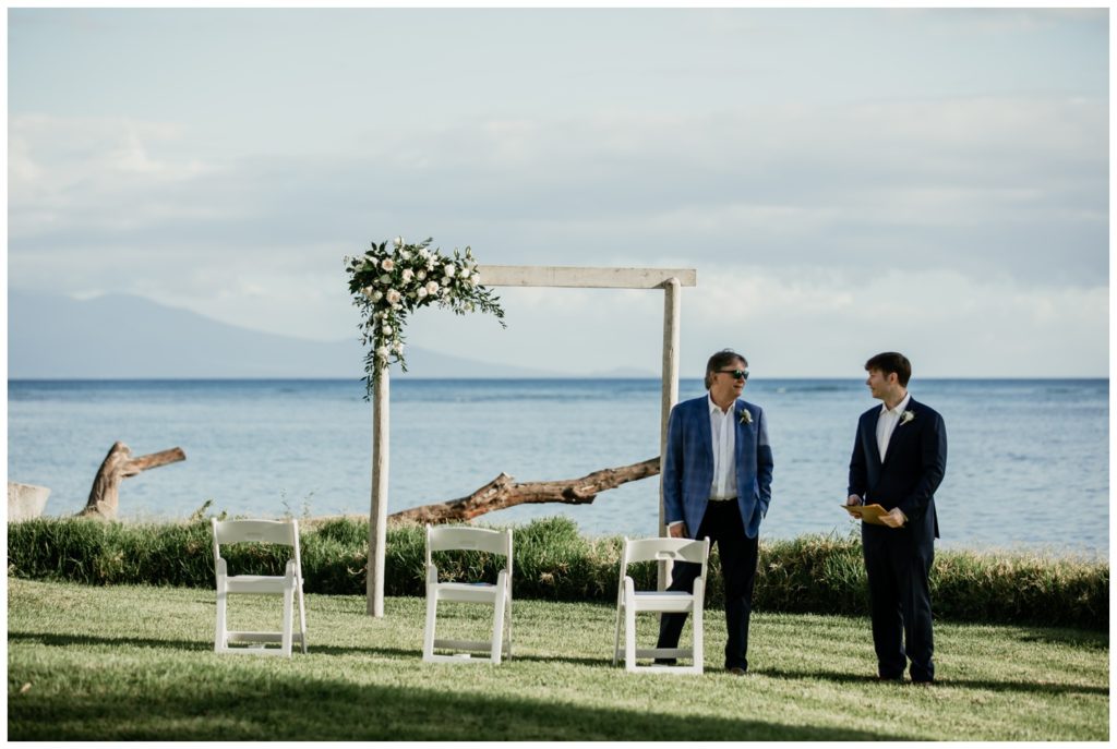 Olowalu Wedding Elopement Photographer picture of ceremony arch beside the ocean