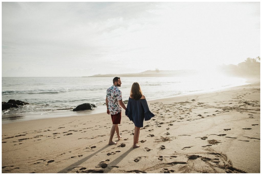Anniversary Photos in Maui, Kapalua with Amy Jayne Photography couple on the beach and cliffs