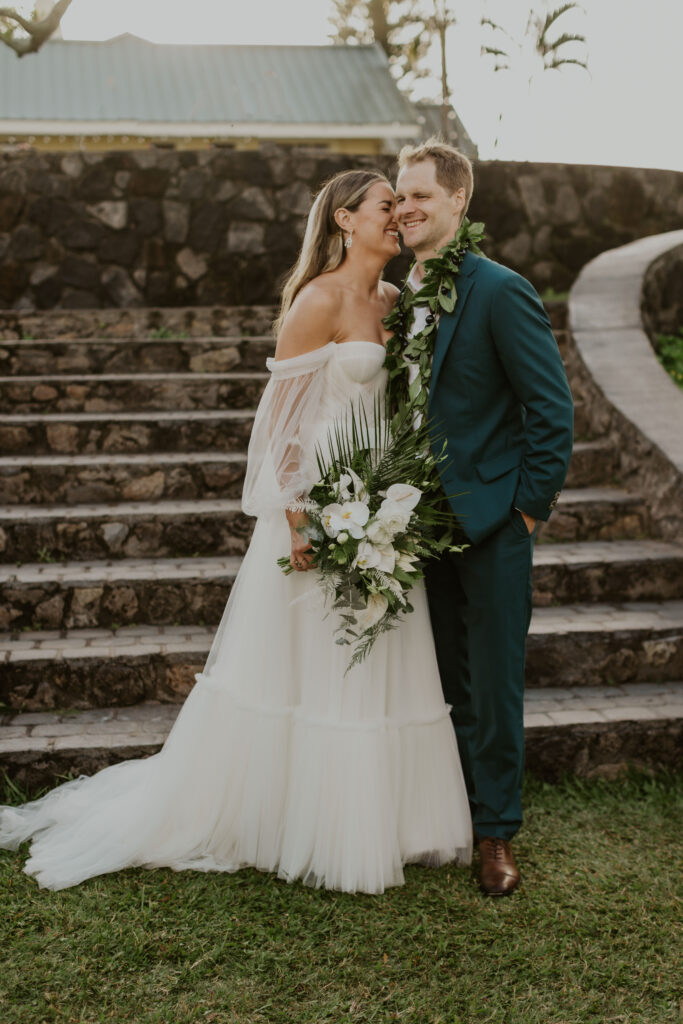 Julia and Bill Pineapple Chapel Wedding Amy Jayne Photography Maui